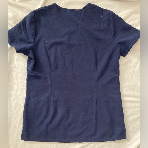Figs Casma Three Pocket Scrub Top Size XS Navy Blue - Picture 3 of 5